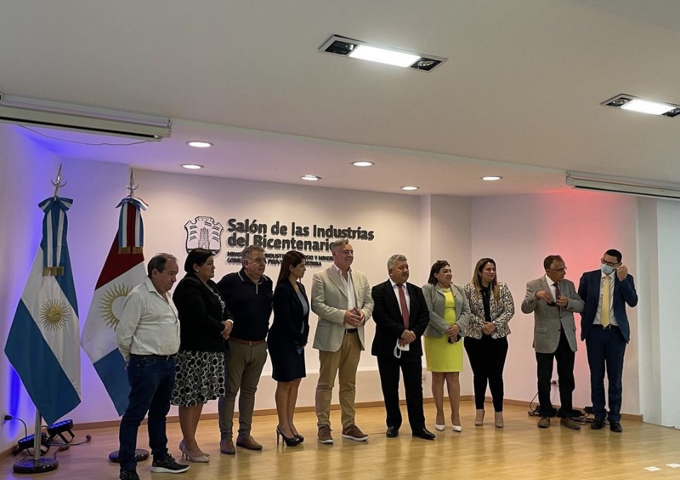 25 de nov . 1